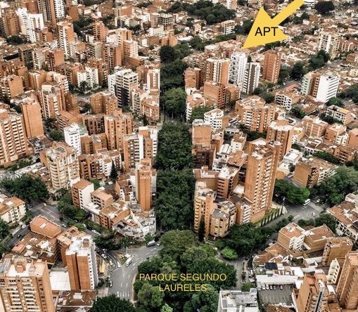 Aerial view of Oasis Laureles location — Parque Segundo Laureles, Medellín